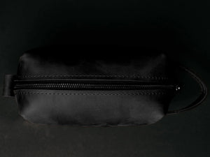 Leather Dopp kit | Matte Black - Wenderfarer