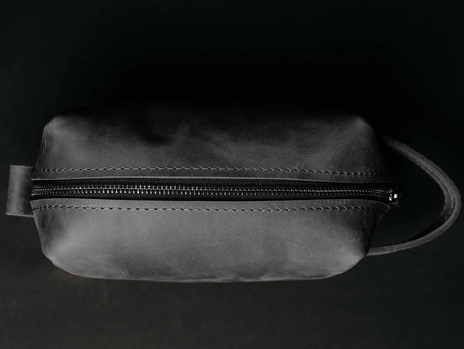 Leather Dopp kit | Matte Smoky Grey - Wenderfarer