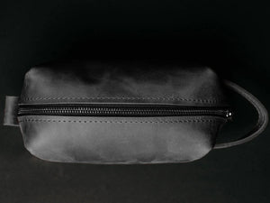 Leather Dopp kit | Matte Smoky Grey - Wenderfarer