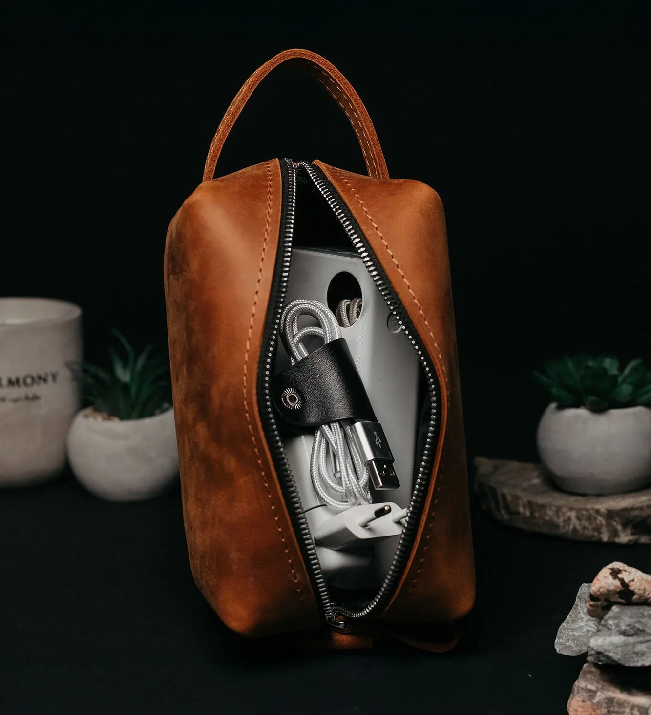 Waxed Matte Leather Dopp Kit – Travel Organizer