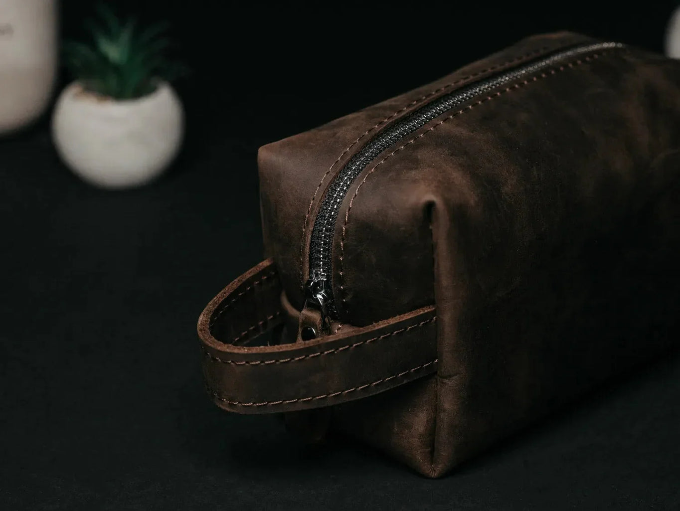 Waxed Matte Leather Dopp Kit – Travel Organizer