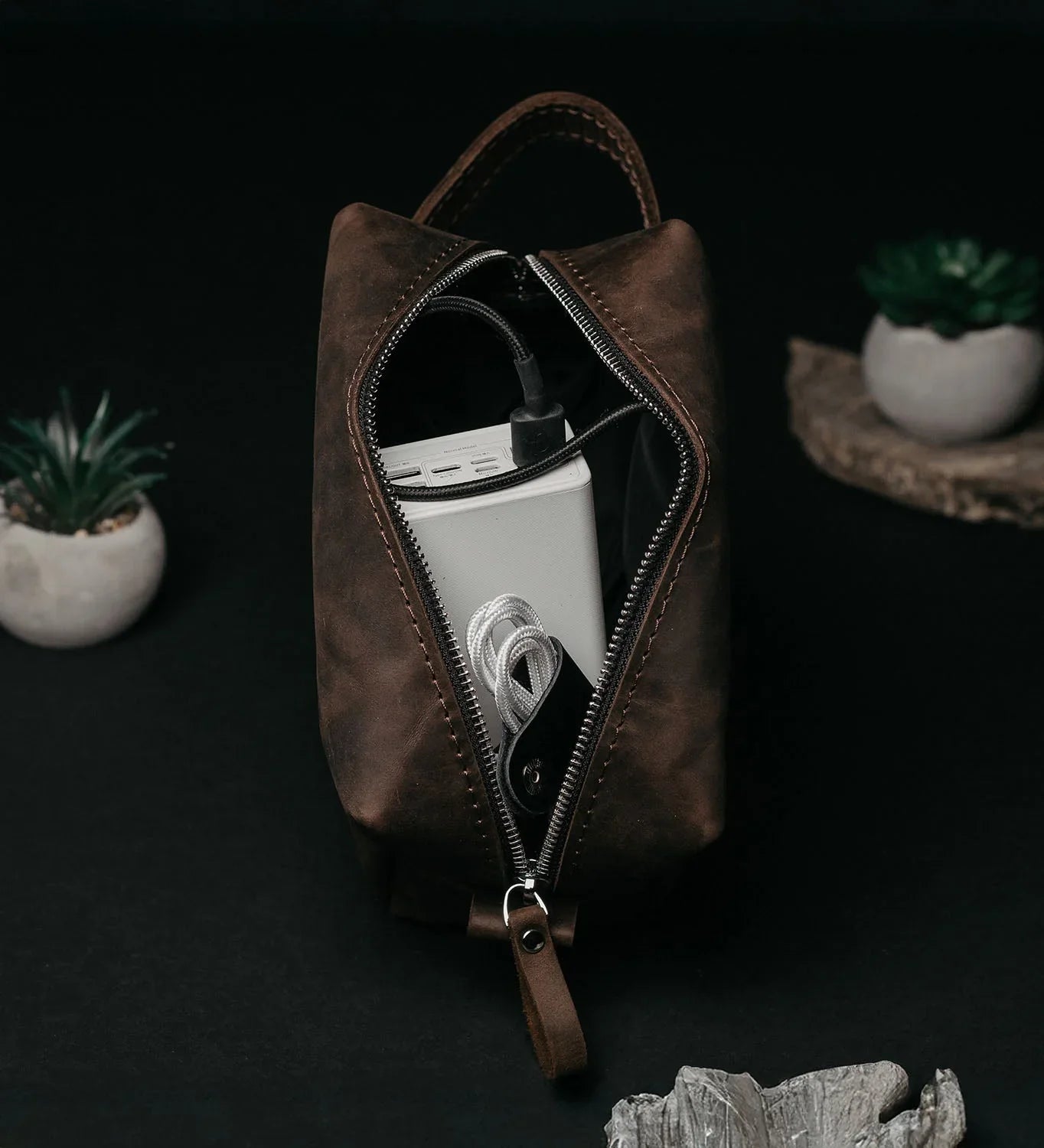 Waxed Matte Leather Dopp Kit – Travel Organizer