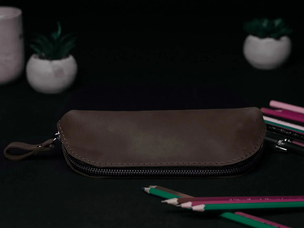 Zippered Pencil Pouch – Distressed Leather Organizer