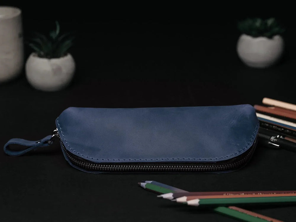 Zippered Pencil Pouch – Distressed Leather Organizer