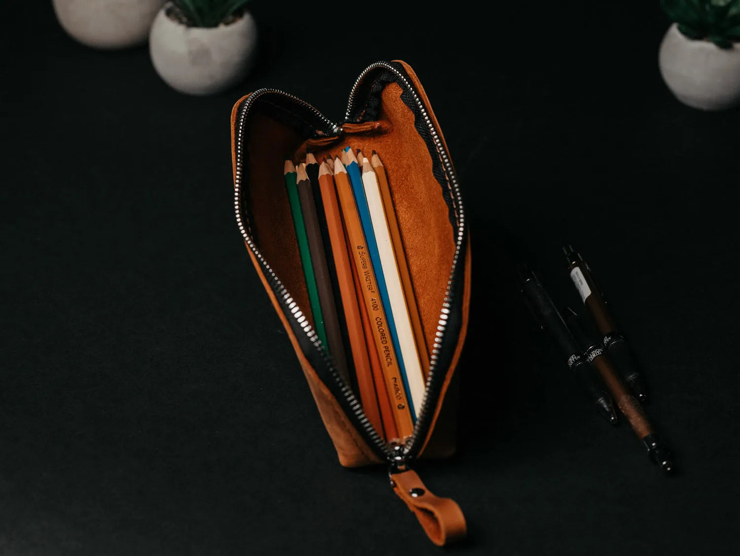 Zippered Leather Pencil Case | Matte Cognac - Wenderfarer