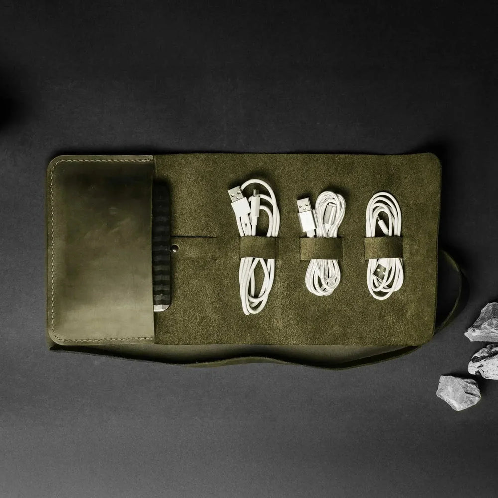 Waxed Leather Roll-Up Organizer – Cables & Tools Wrap