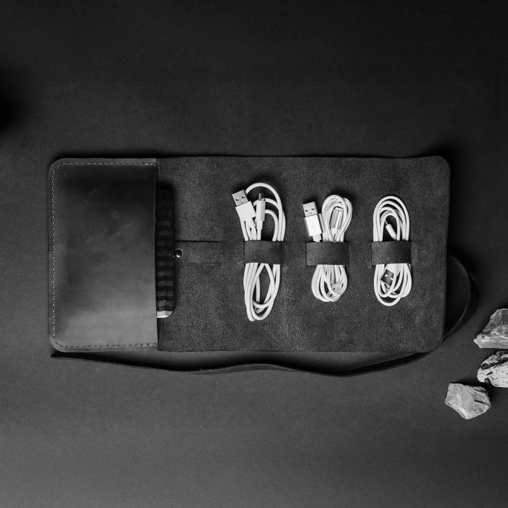 Waxed Leather Roll-Up Organizer – Cables & Tools Wrap