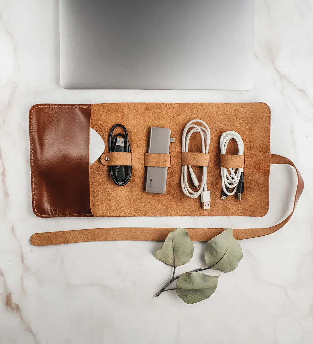 Roll-Up Leather Cord & Tools Wrap – Smooth Finish