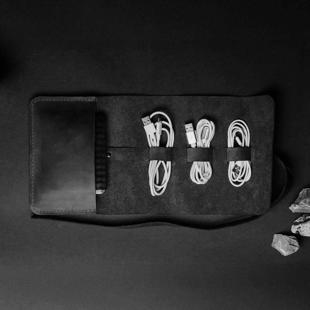 Waxed Leather Roll-Up Organizer – Cables & Tools Wrap