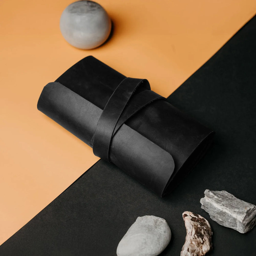 Waxed Leather Roll-Up Organizer – Cables & Tools Wrap