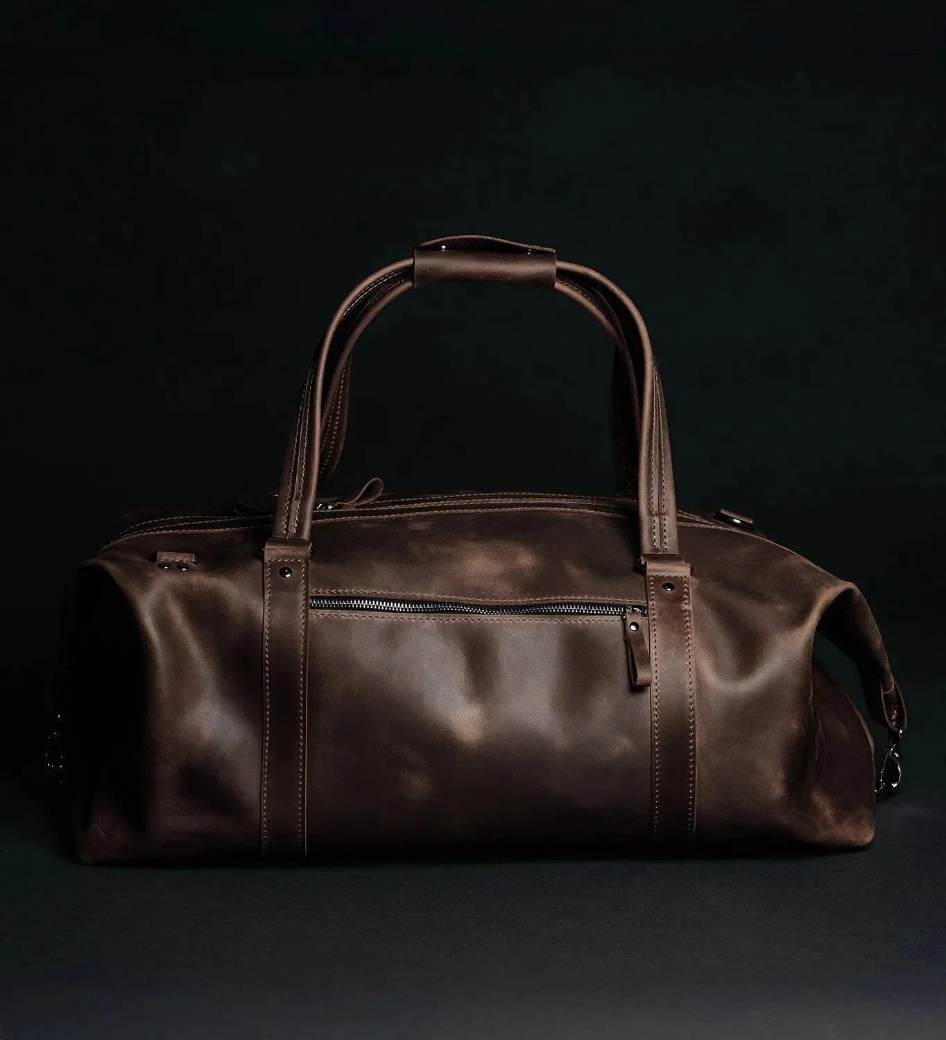 Handmade Distressed Leather Duffel – Travel Bag for Men | Stout M/L