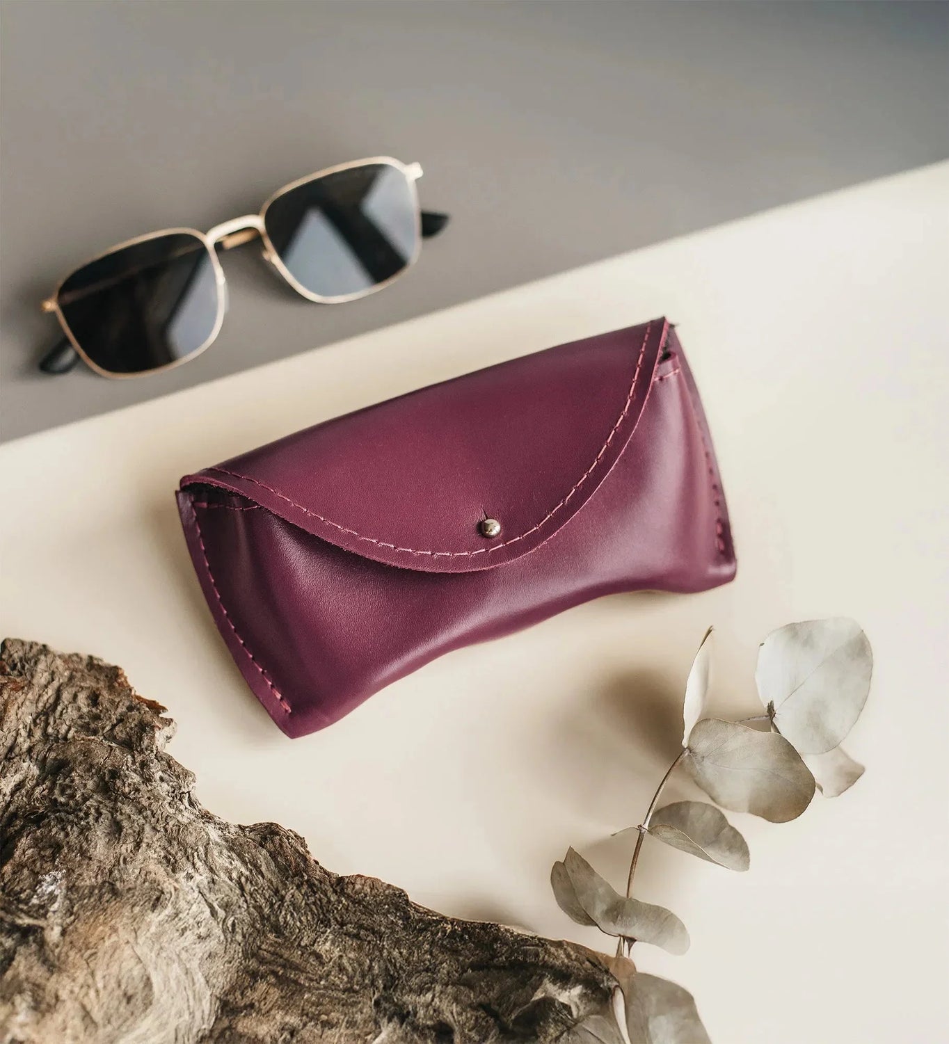 Smooth Leather Case for Sunglasses & Glasses – Handmade