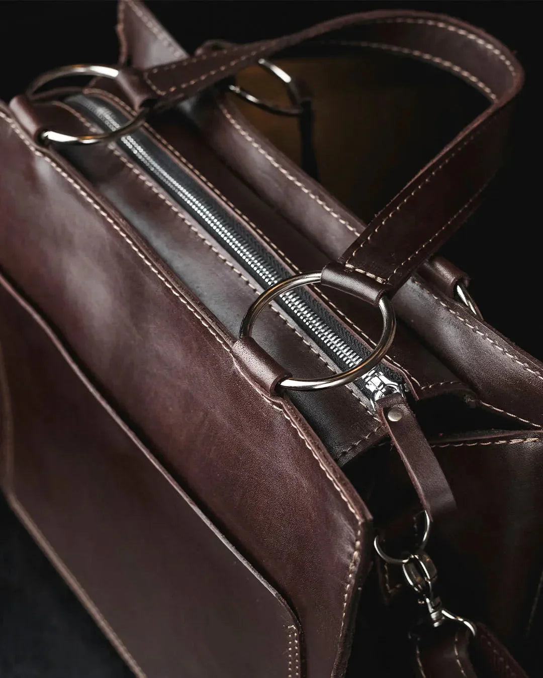 Smooth Leather Tote Bag with Handle | Confident