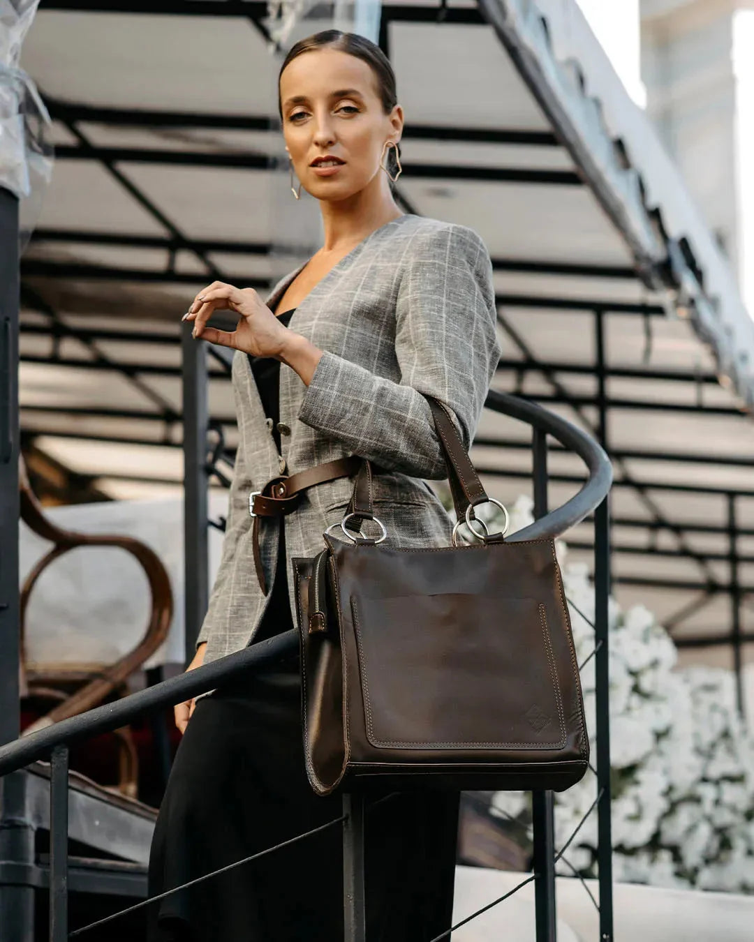 Smooth Leather Tote Bag with Handle | Confident