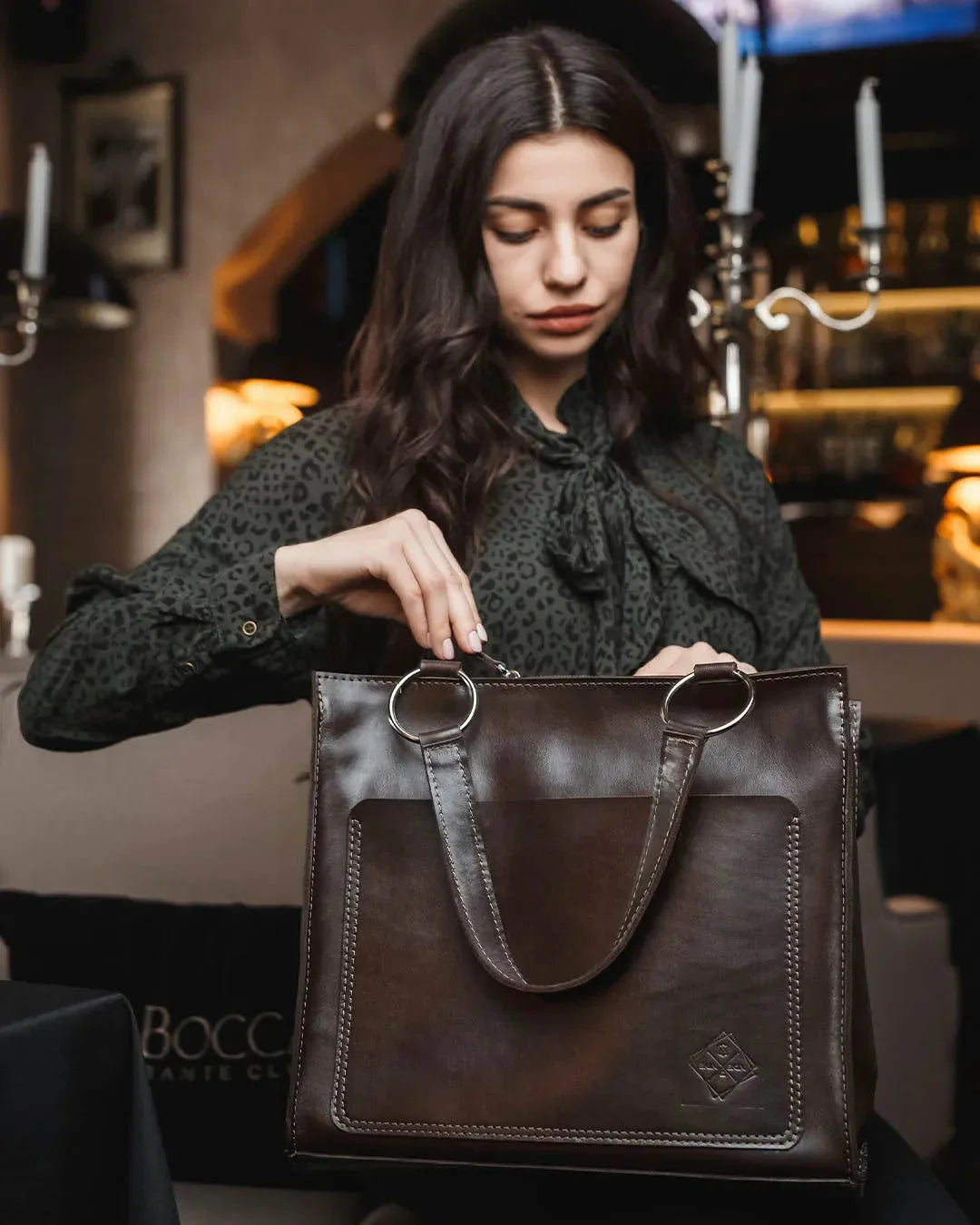 Smooth Leather Tote Bag with Handle | Confident