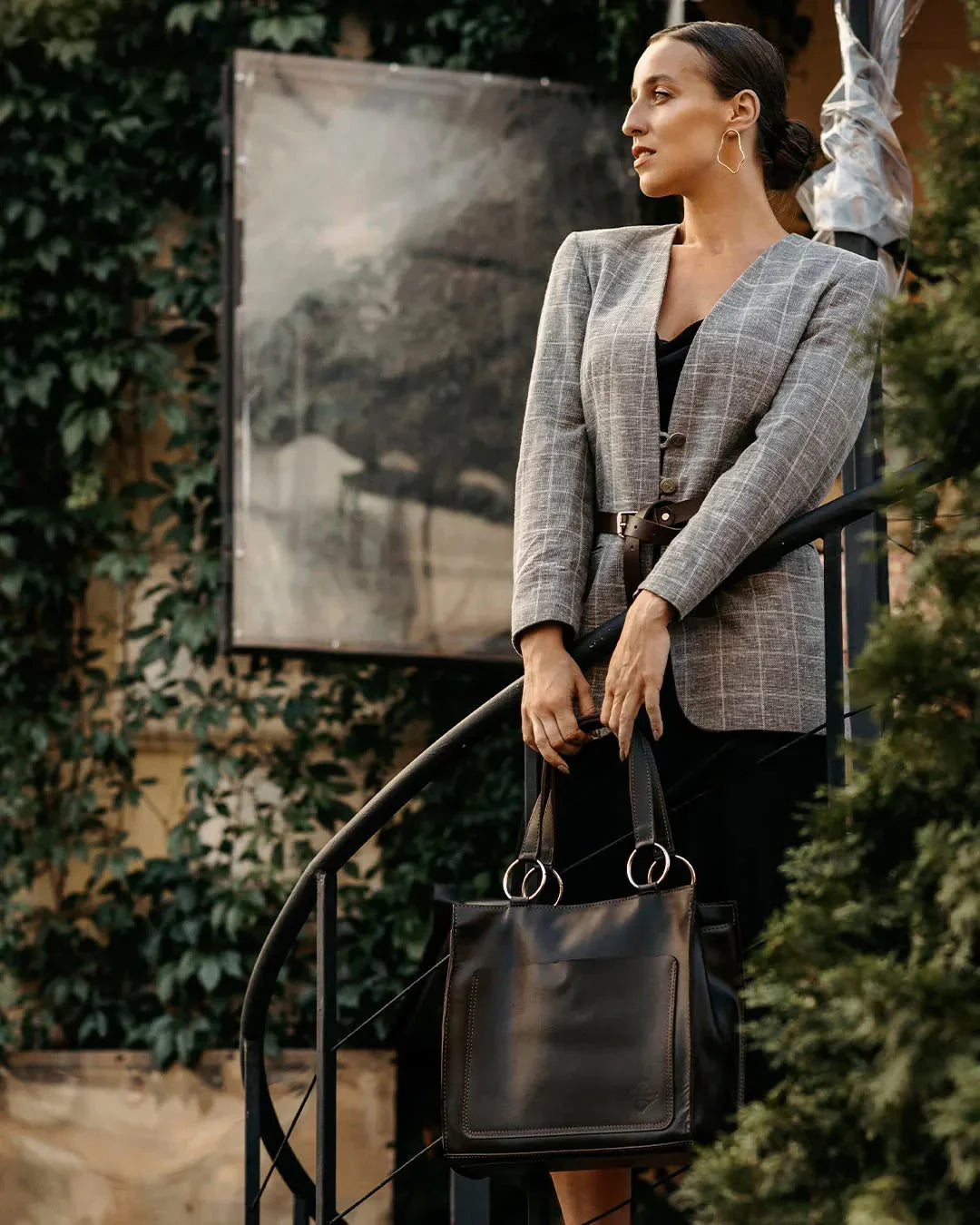 Smooth Leather Tote Bag with Handle | Confident