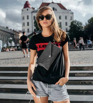 Convertible Leather Waist Bag – Women's Crossbody & Belt Pouch