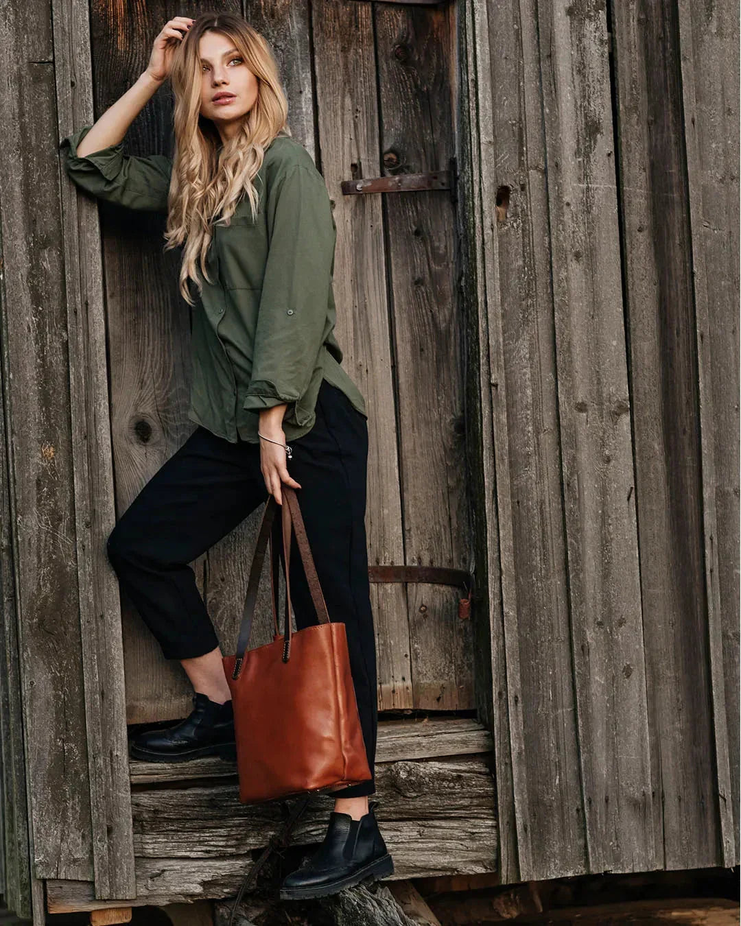 Everyday Smooth Leather Tote Bag with Pouch Inside