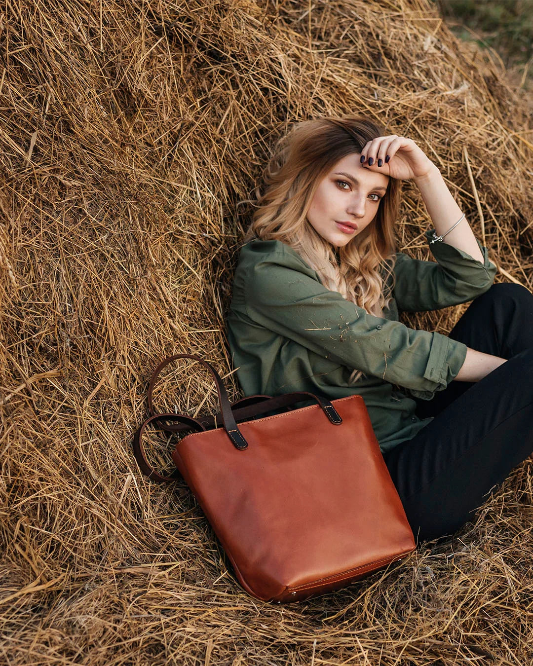 Everyday Smooth Leather Tote Bag with Pouch Inside